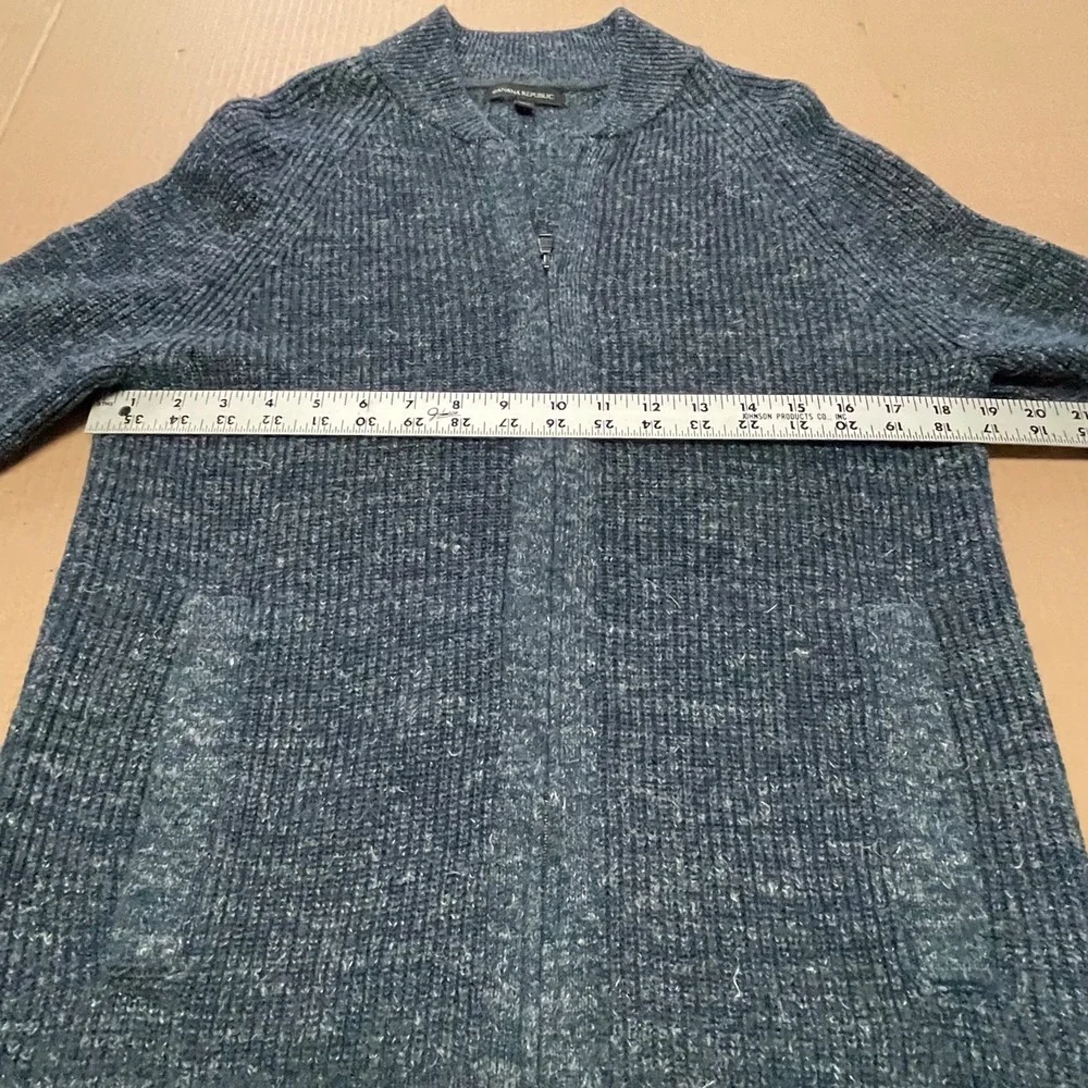 Banana Republic solid casual full